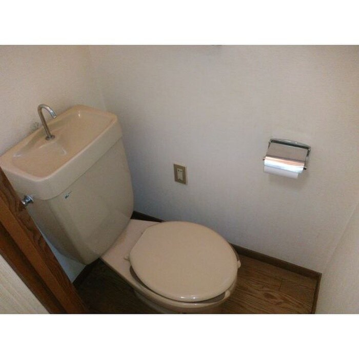 物件内観写真10　(トイレ)