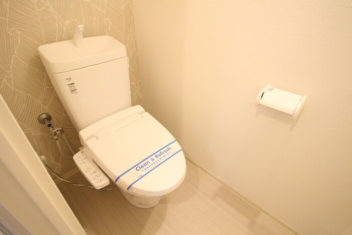 物件内観写真14　(トイレ)