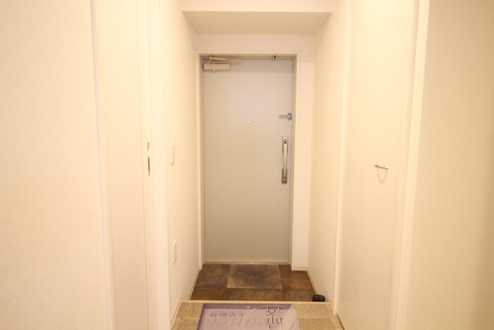 物件内観写真15　(玄関)