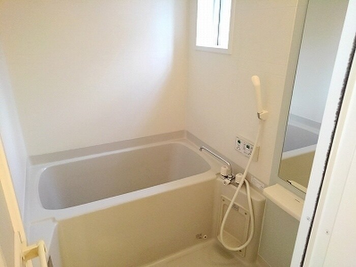 物件内観写真10　(バス／シャワールーム等)