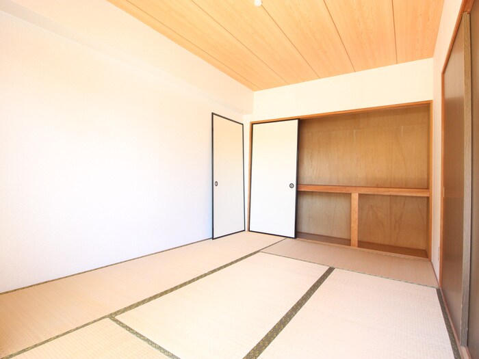 物件内観写真6　(居室)