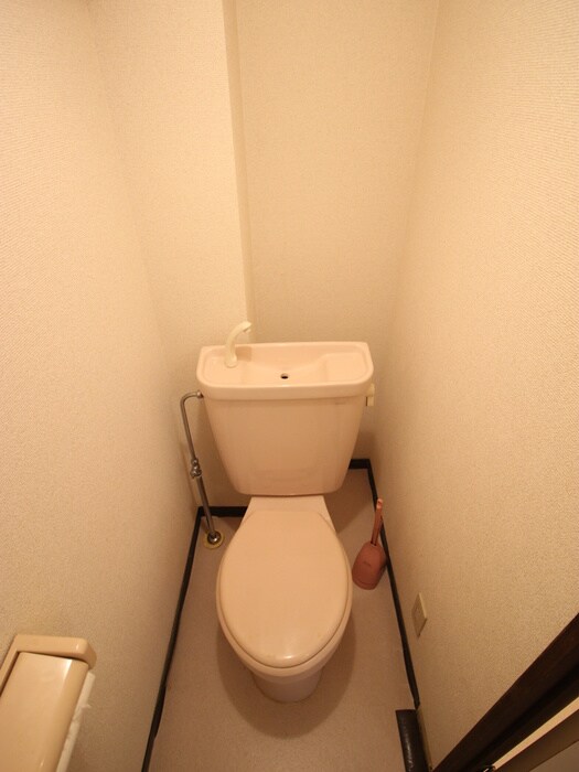 物件内観写真12　(トイレ)