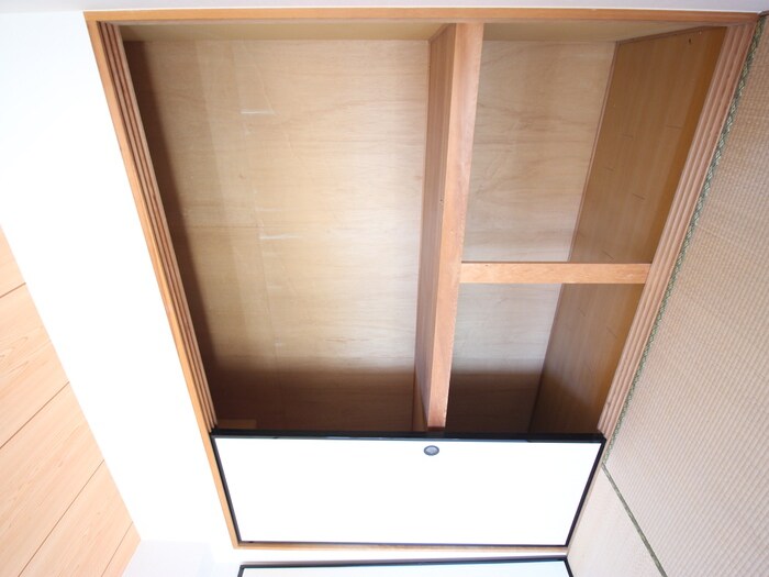 物件内観写真13　(収納)