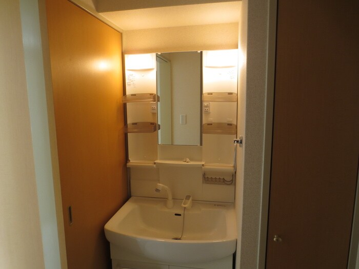 物件内観写真10　(洗面)