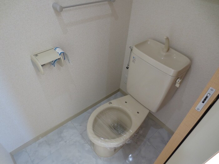 物件内観写真13　(トイレ)