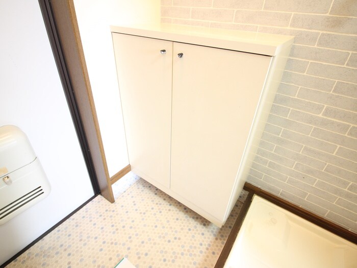 物件内観写真16　(靴箱)