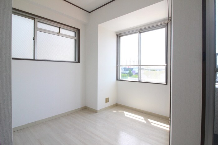 物件内観写真15　(居室)