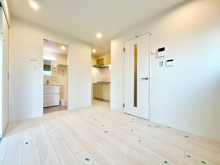 物件内観写真8　(居室)