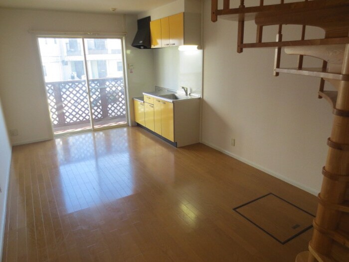 物件内観写真10　(居室)