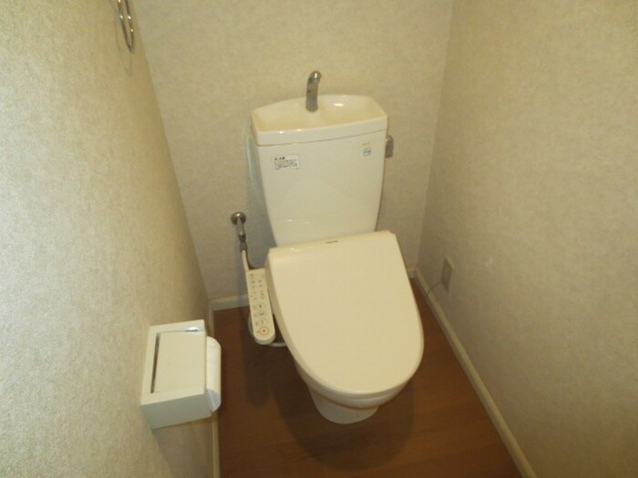 物件内観写真14　(トイレ)