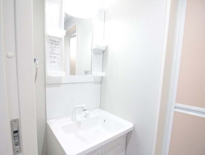 物件内観写真12　(洗面)