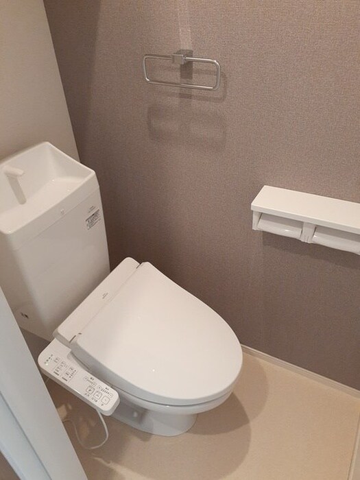 物件内観写真10　(トイレ)