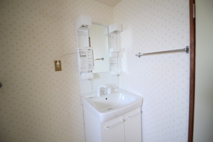 物件内観写真11　(洗面)