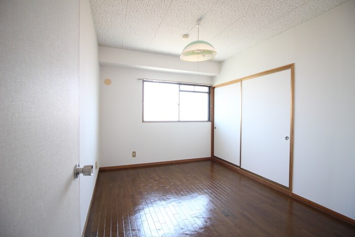 物件内観写真17　(居室)