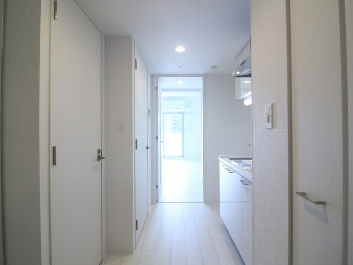 物件内観写真15　(廊下)