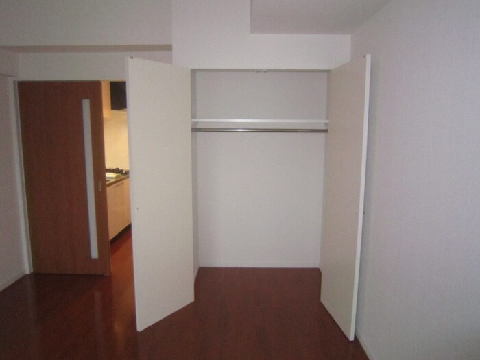 物件内観写真8　(収納)