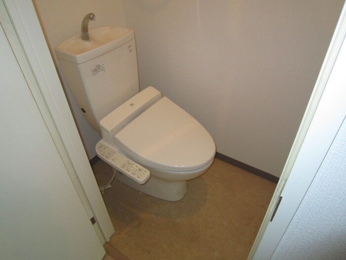 物件内観写真9　(トイレ)