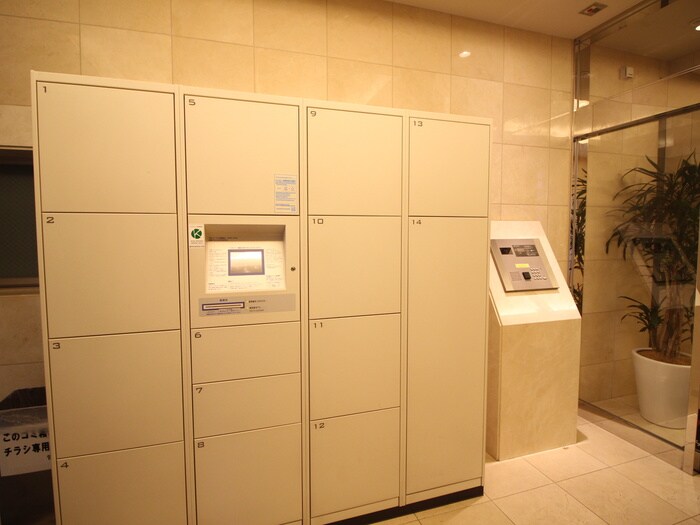 物件外観写真4　(建物設備)