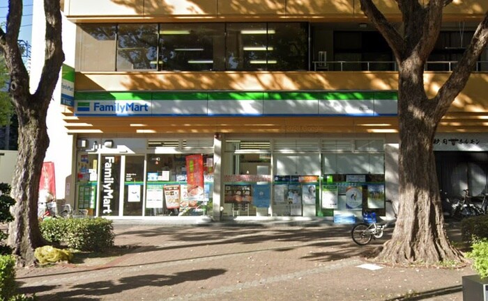 ファミリーマート白川店