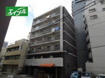 プレストンズ新栄の外観写真