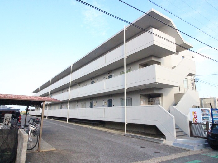 物件外観写真1　(外観写真)