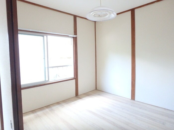 物件内観写真9　(居室)