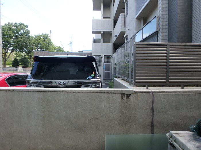 物件内観写真15　(室内からの展望)