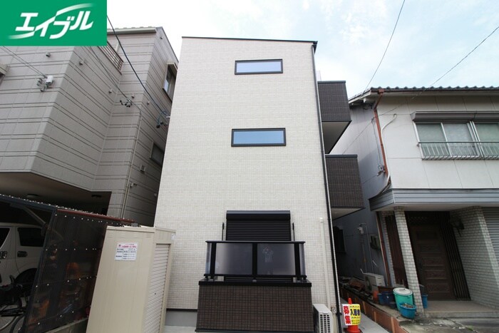 物件外観写真2　(外観写真)