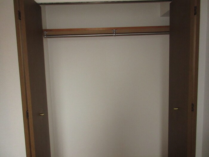 物件内観写真12　(収納)