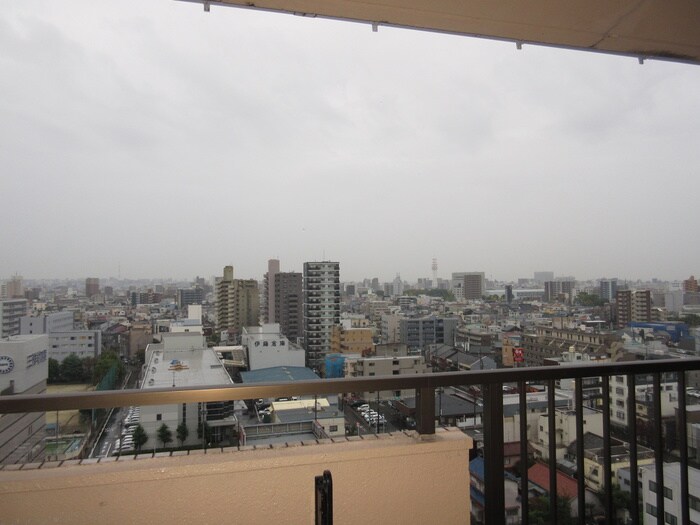 物件内観写真16　(室内からの展望)