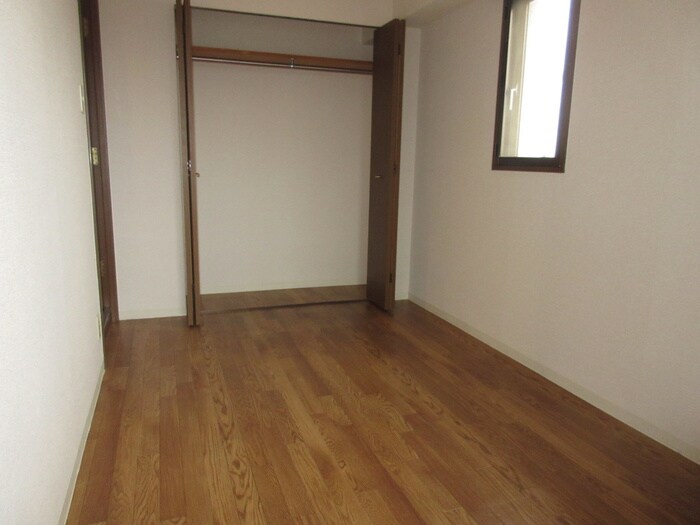 物件内観写真18　(居室)
