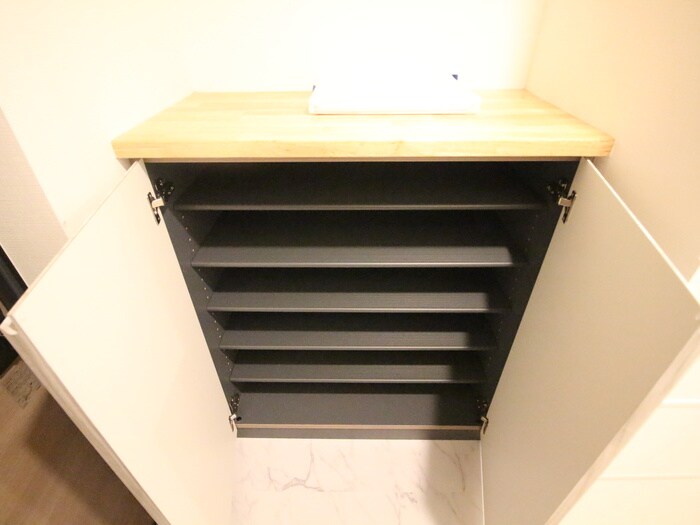 物件内観写真8　(靴箱)