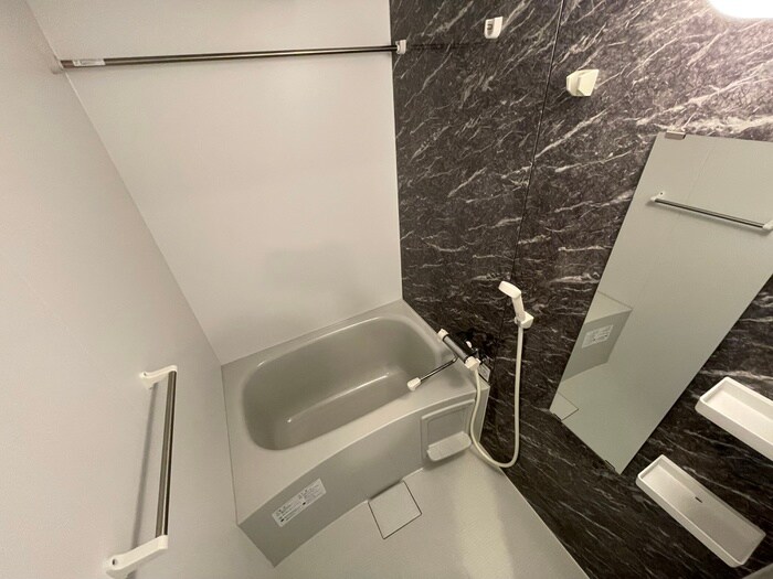 物件内観写真12　(バス／シャワールーム等)