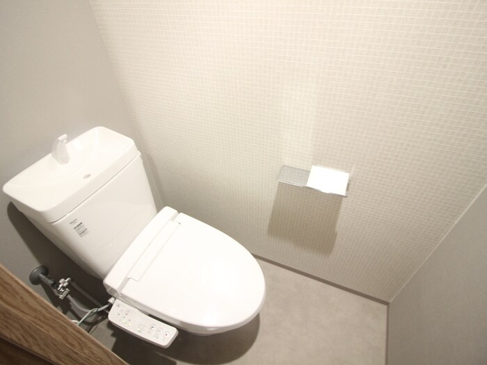 物件内観写真12　(トイレ)