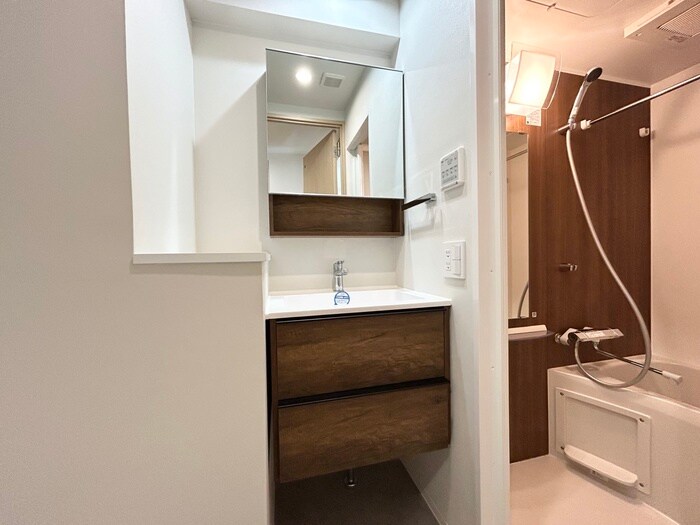 物件内観写真12　(洗面)