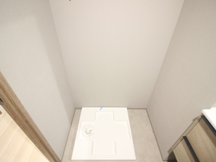 物件内観写真13　(洗濯機置場)