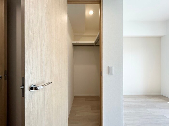 物件内観写真13　(収納)