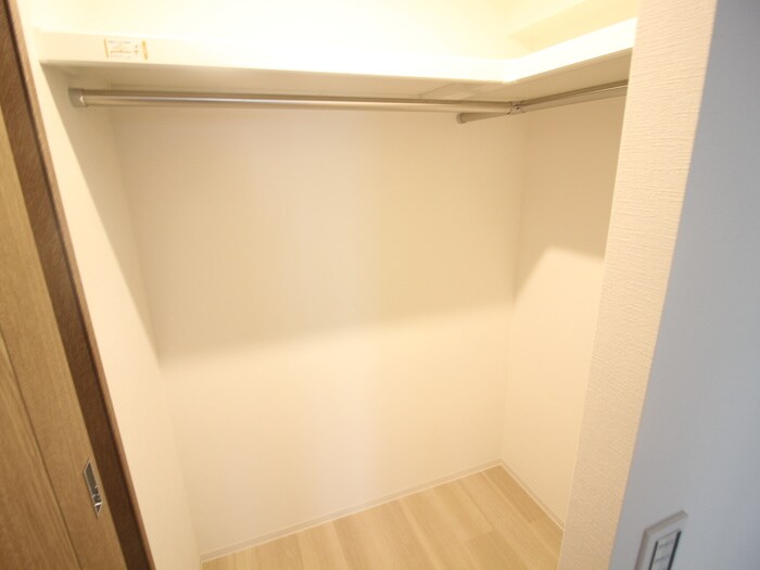物件内観写真14　(収納)