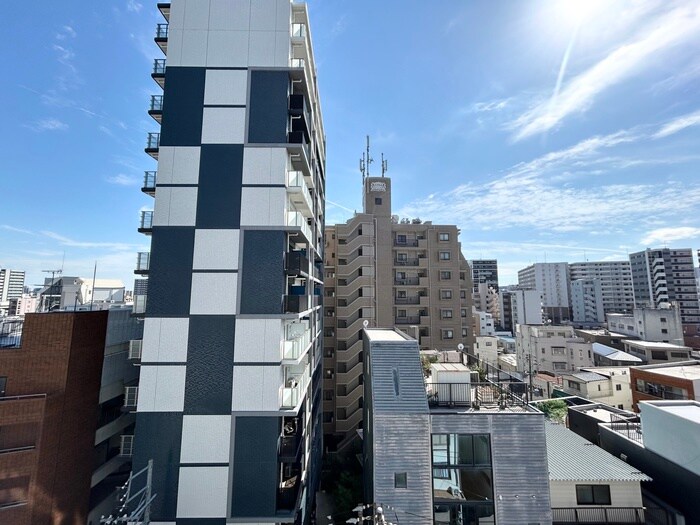 物件内観写真15　(室内からの展望)