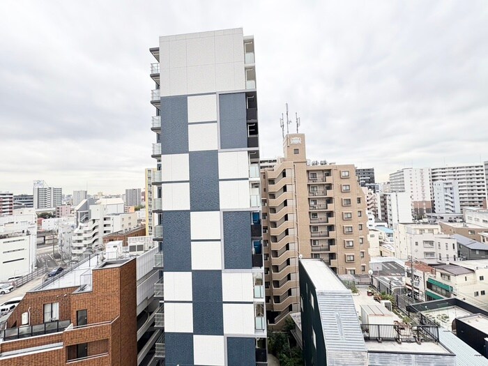 物件内観写真22　(室内からの展望)