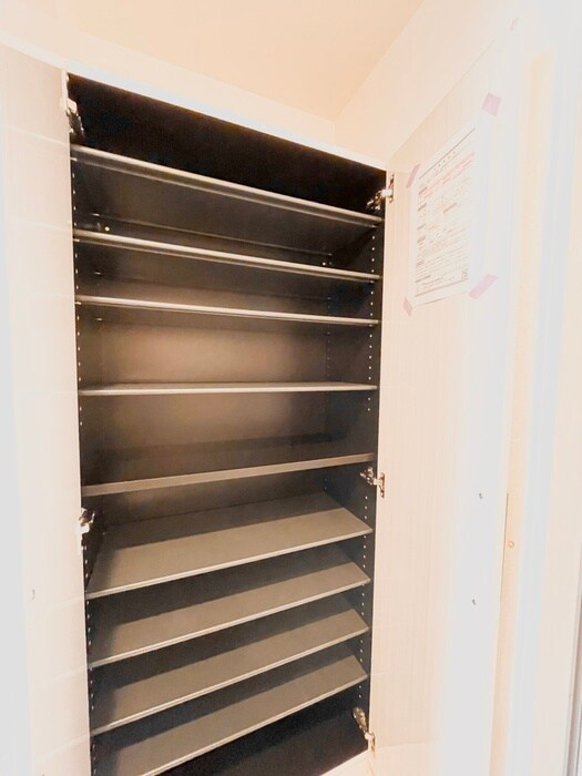 物件内観写真16　(靴箱)