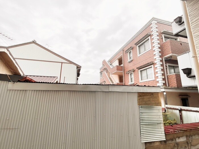 物件内観写真20　(室内からの展望)