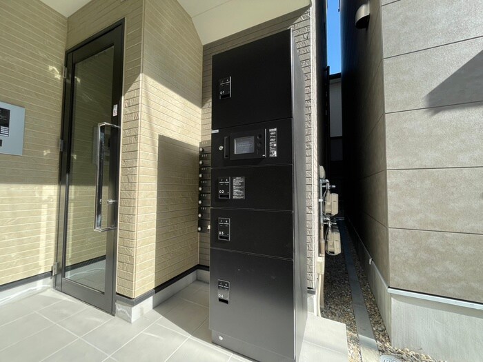 物件外観写真4　(建物設備)