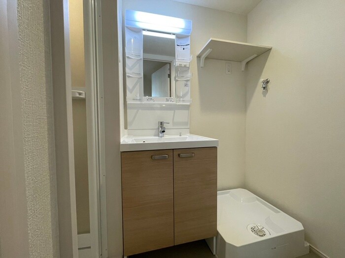 物件内観写真12　(収納)