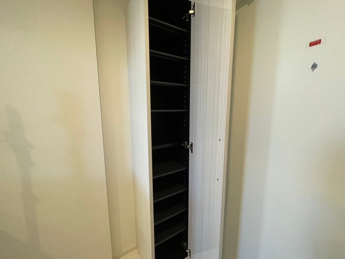 物件内観写真17　(靴箱)