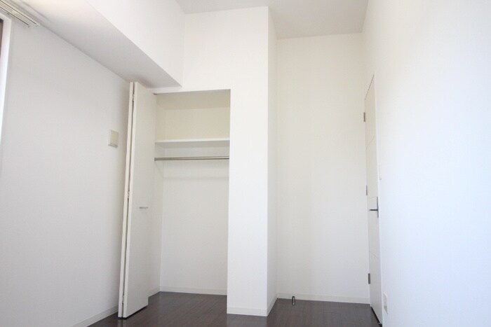 物件内観写真13　(収納)