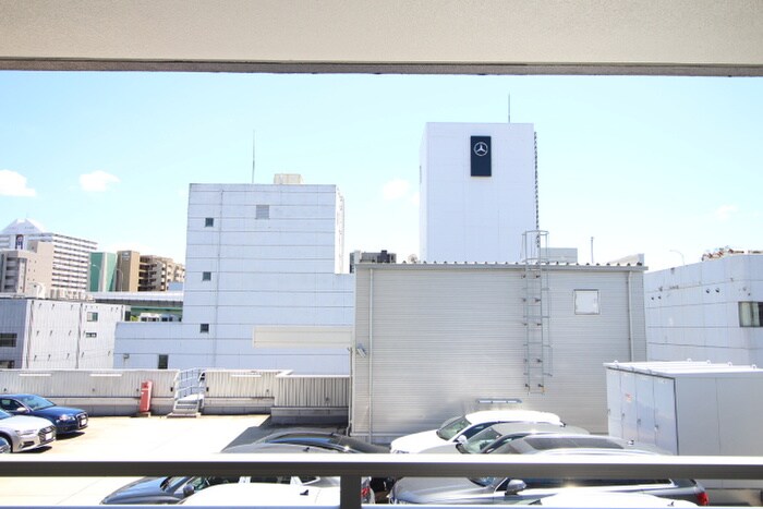 物件内観写真21　(室内からの展望)