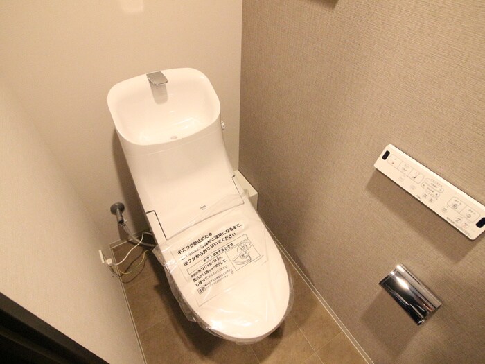 物件内観写真12　(トイレ)