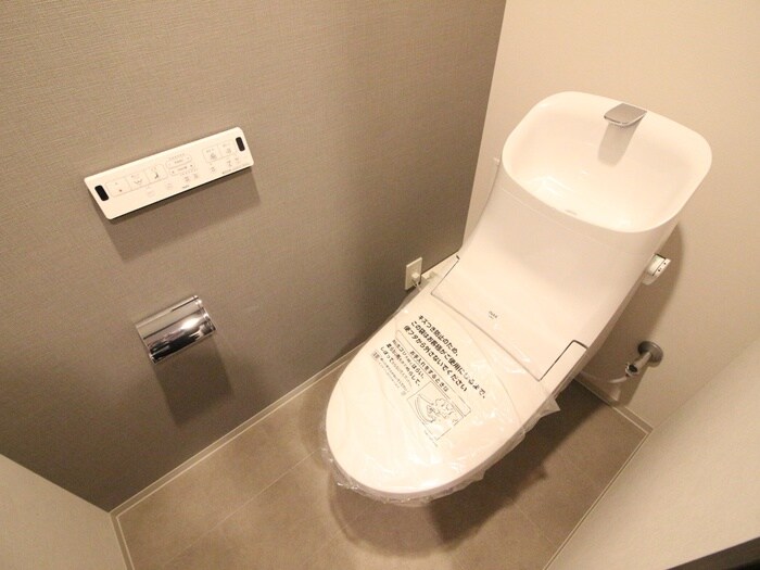 物件内観写真12　(トイレ)