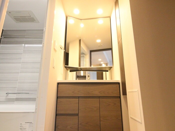 物件内観写真13　(洗面)